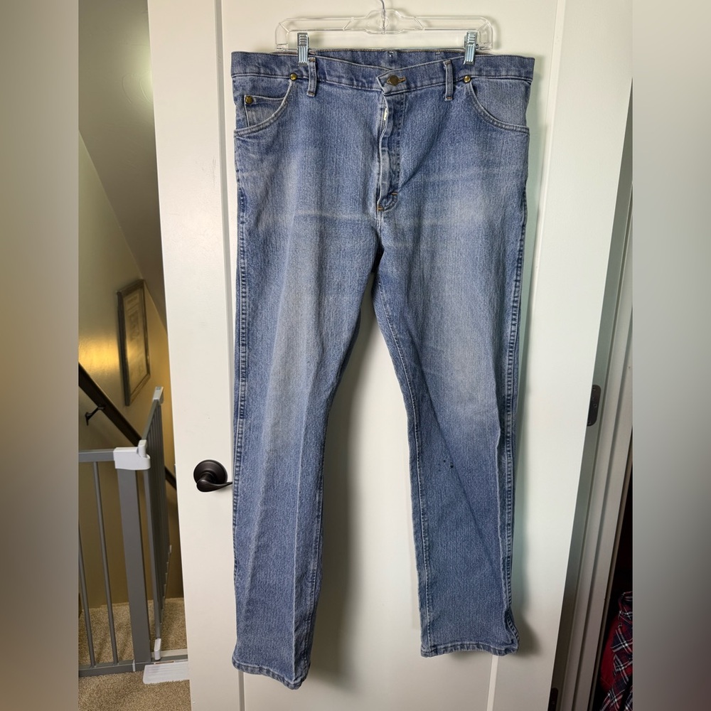 47MACMS Wrangler Premium Performance Advanced Comfort Cowboy Cut Jean 40x34